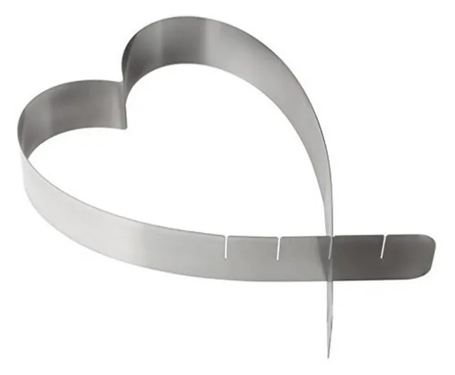 fackelmann-zenker-anello-per-torte-regolabile-a-forma-di-cuore-in-acciaio-inox-p image 1