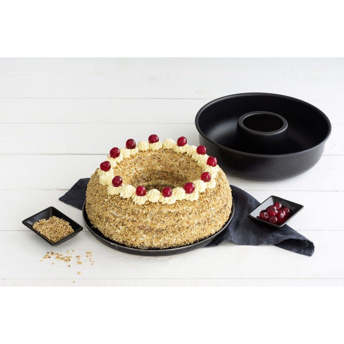 zenker-stampo-ciambella-liscia-con-foro-centrale-28-x-7-cm-in-acciaio-carbon-ste image 2