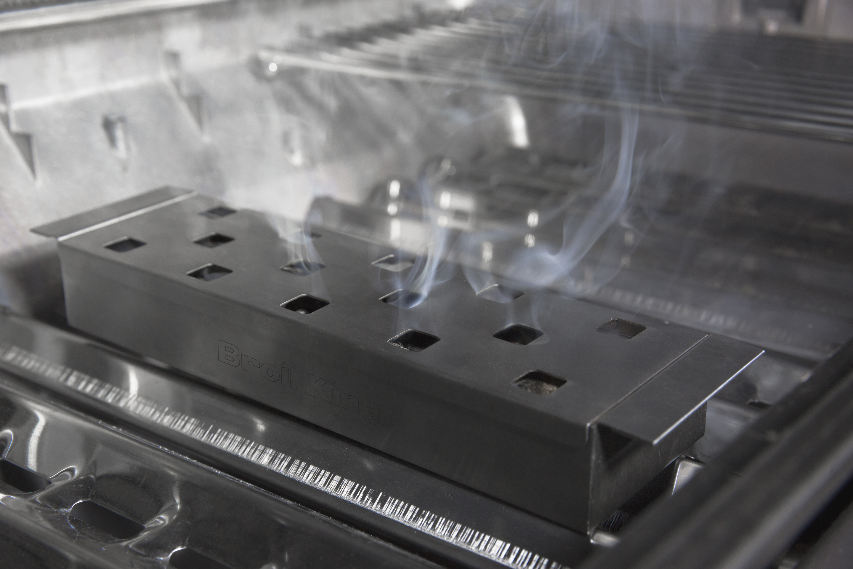 broil-king-smoker-box-in-acciaio-inox-porta-trucioli-affumicatura-con-maniglie-i image 3