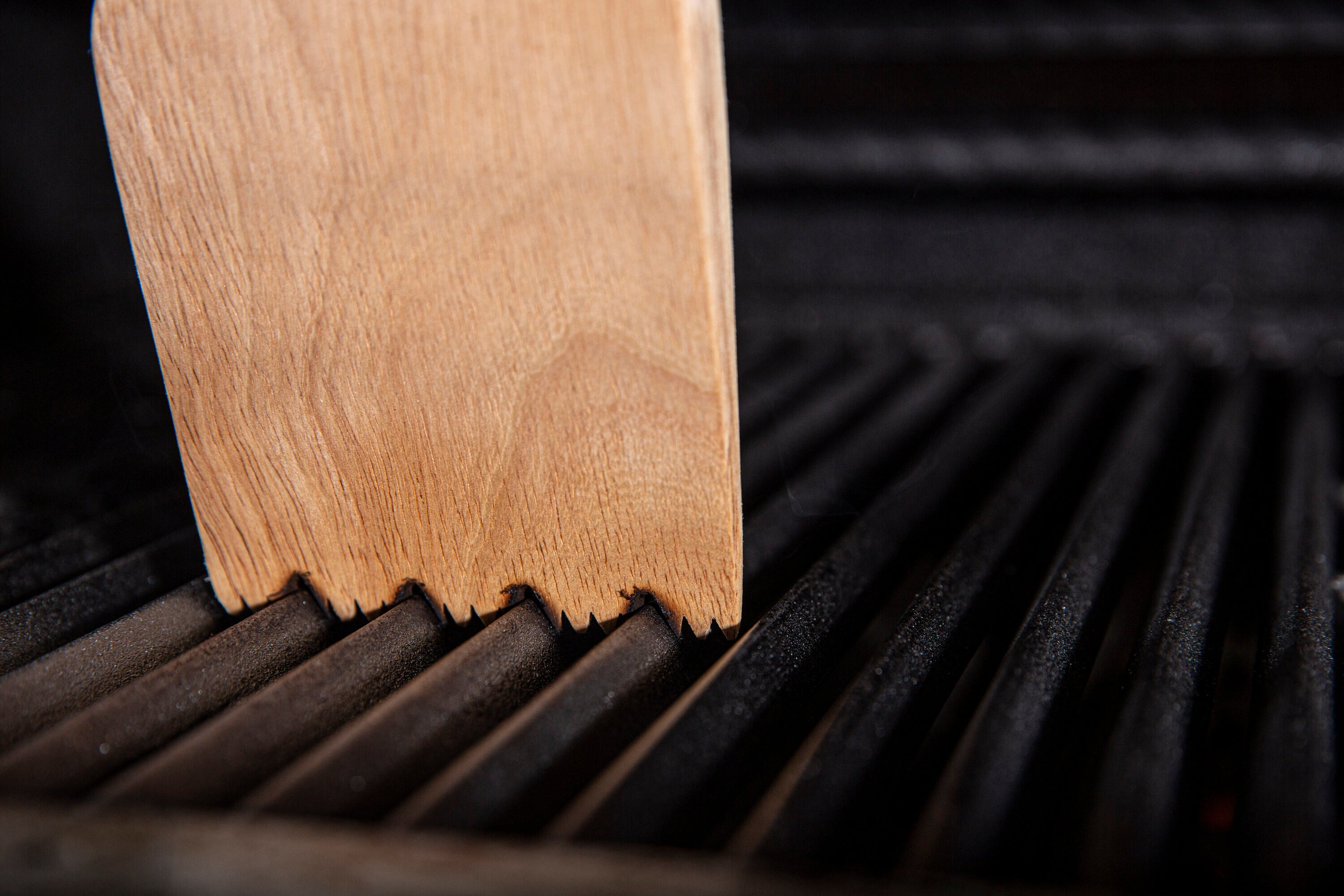 broil-king-wood-bbq-grill-scraper-raschietto-in-legno-senza-setole-per-griglie-i image 2
